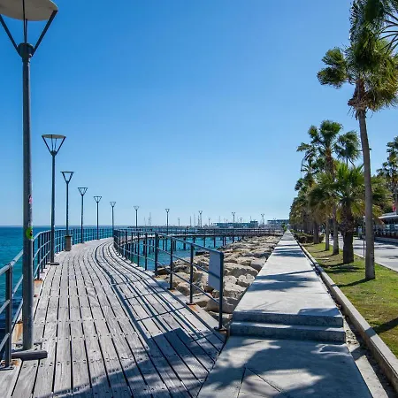Cute 1-bedroom Holiday With Balcony All Yours * Ερήμη